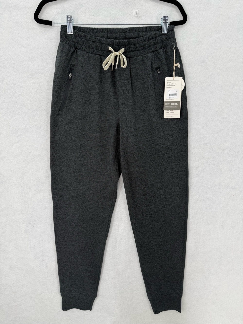 NWT Vuori Ponto Performance Jogger Charcoal Heather Small V438